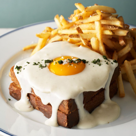 Croque Madam with chips